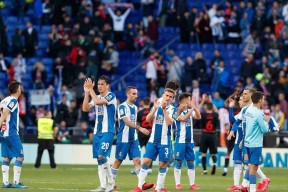 贝博在线入口 - 西甲赛程吃紧，波尔图清晨复出首秀，话题不断，轮换策略成焦点