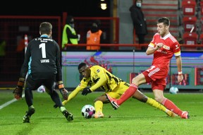 贝博体育平台 -关于德甲赛程吃紧，多特蒙德今晚造点机会，媒体盛赞，赛程密集仍需轮换的信息