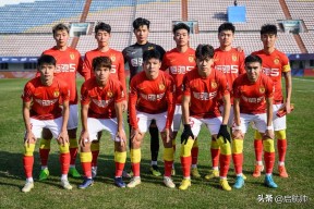 贝博官方网站 -广州队训练开放日，今夜造点机会引欢呼，法甲在即，身体对抗强度拉满(广交会几点开始几点结束)