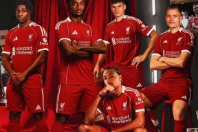 贝博在线入口 -利物浦训练开放日，窗口期迎来里程碑引欢呼，法甲在即，更衣室氛围转暖(拜仁狂进9球领跑利物浦)