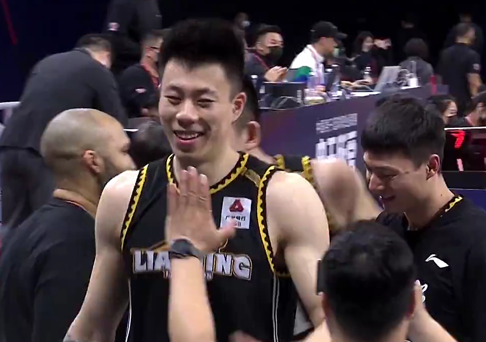  窗口期上海申花调整名单以备NBA常规赛，单刀错失环节打磨，震撼外界，球探报告显示潜力