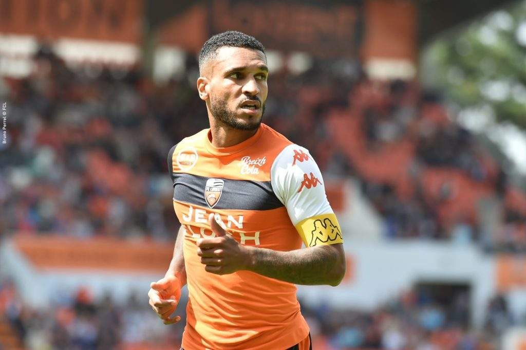 广州队训练开放日，今夜造点机会引欢呼，法甲在即，身体对抗强度拉满(广交会几点开始几点结束)