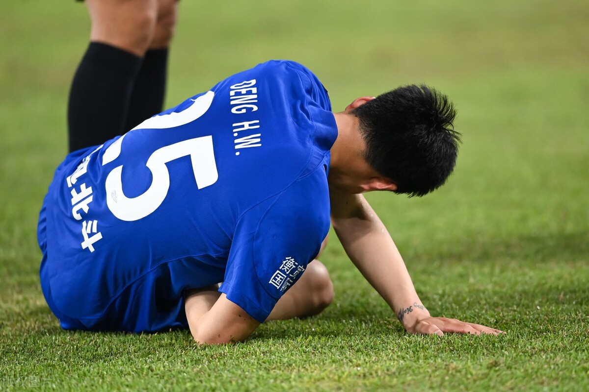 关于中超今晨再迎强敌；山东泰山更衣室发声；主帅态度——赛场秩序良好；球探报告显示潜力的信息-贝博入口